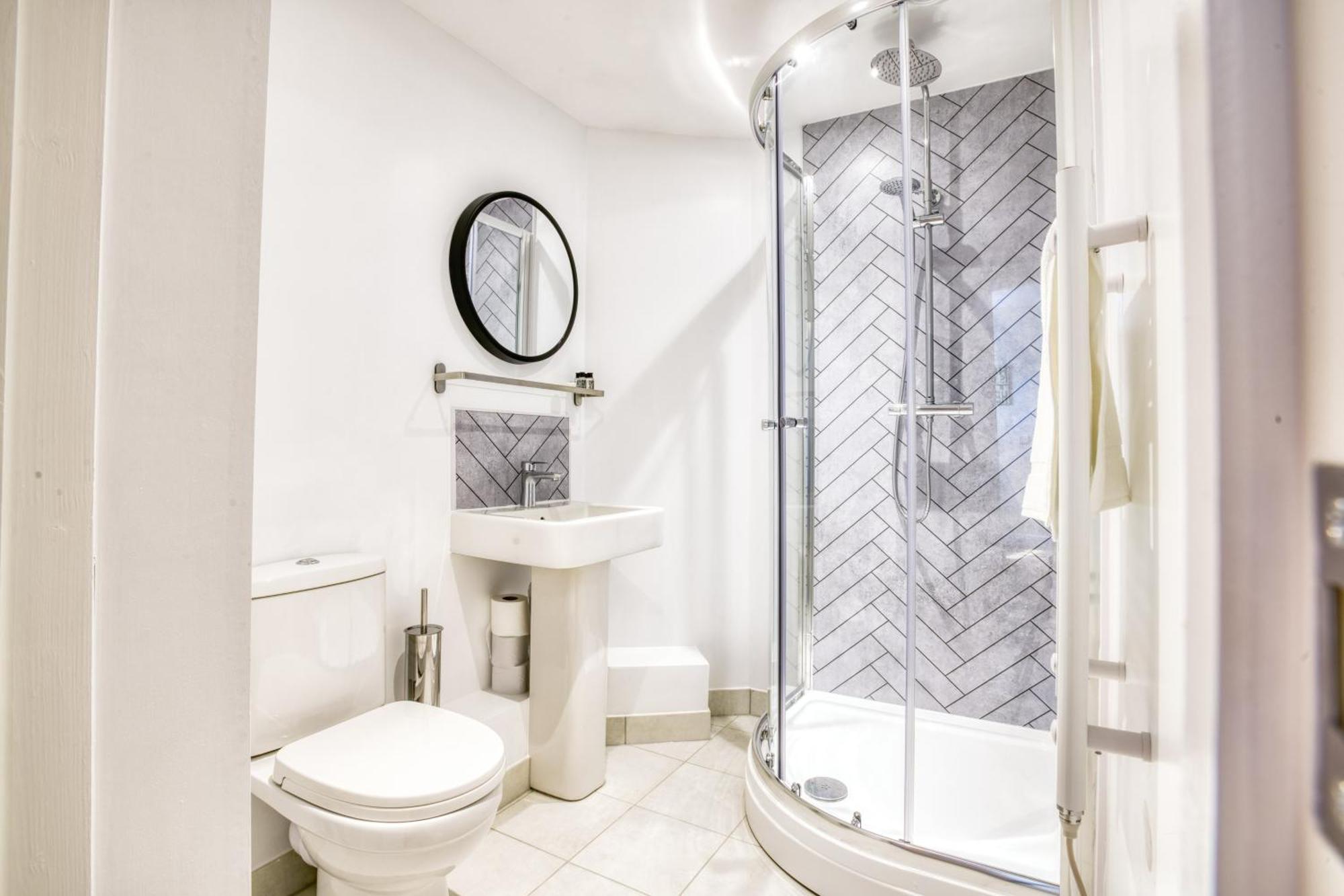 Suite 3 - 1 Bed Apartment King Size Bed ลินคอล์น ภายนอก รูปภาพ